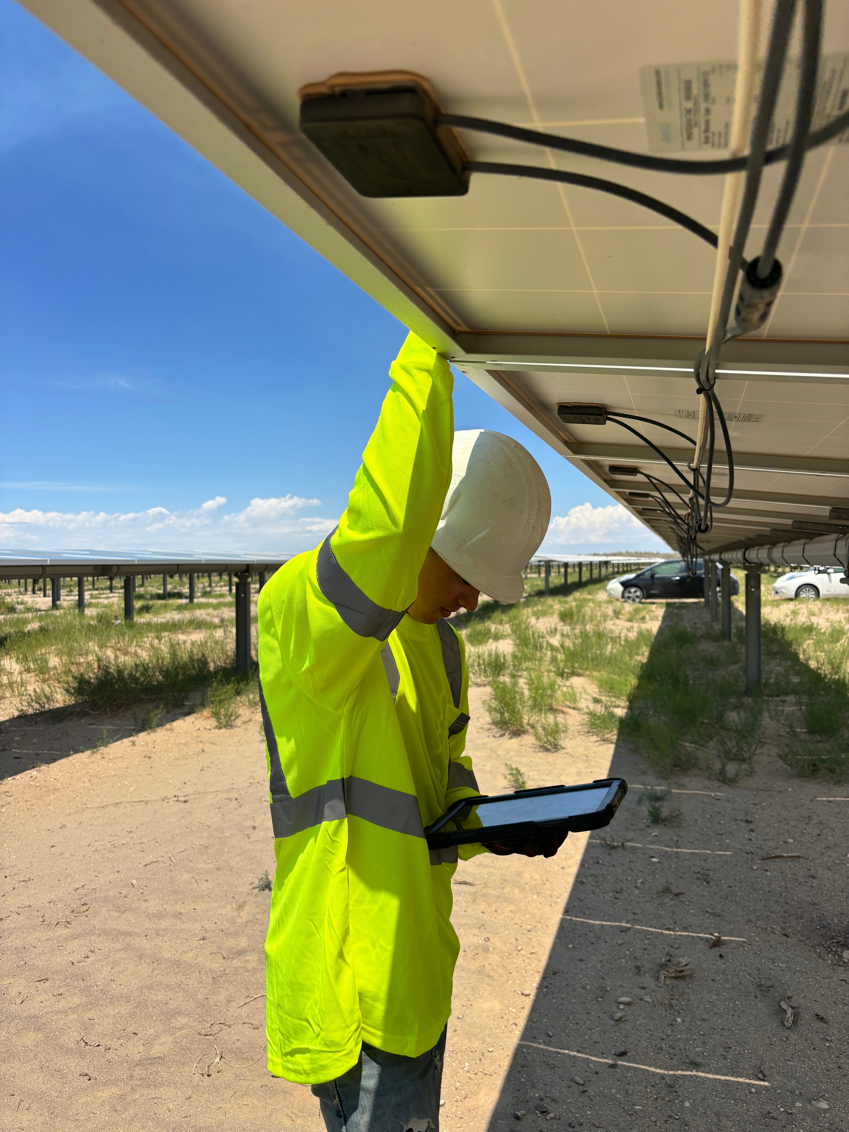 Solar field operations and maintenance work